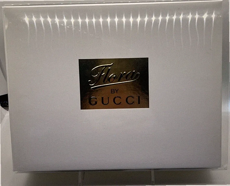 Flora By Gucci 3 Pcs Gift Set Eau De Parfum 75 ml Solid Perfume 2.5 ML New NIB