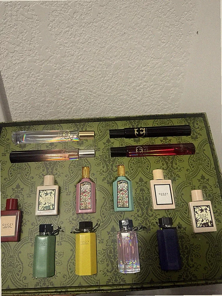 Gucci Collectible Commercial Perfume Miniatures Gift Set Box