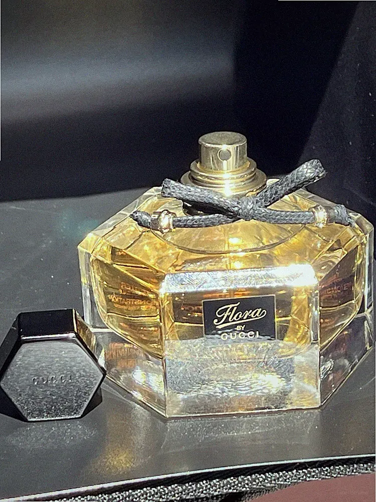 Gucci Flora by Gucci EDT 2.5 oz 75ml Women Perfume Tester Discontinued + MINI